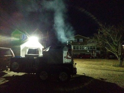 tailgating prep_gloucester patriots gourmet super fans grill brick oven stoking more than a day_6am 2019 january 13_ ©catherine ryan (1)