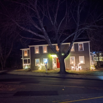 Essex Avenue_2020 Dec 2_Christmas Lights Gloucester Massachusetts photo copyright C. Ryan (18)